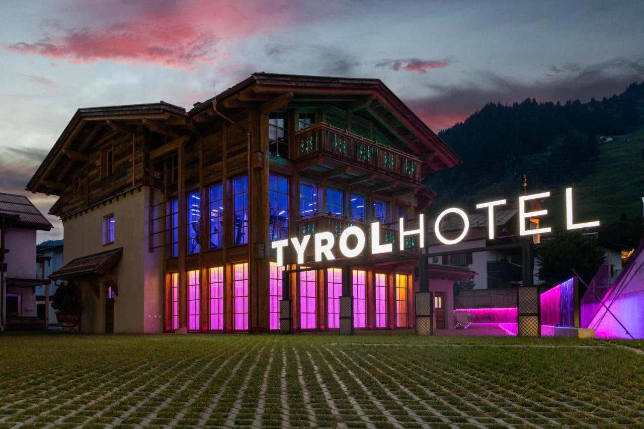 Raffl'S Tyrol Hotel Sankt Anton am Arlberg Bagian luar foto