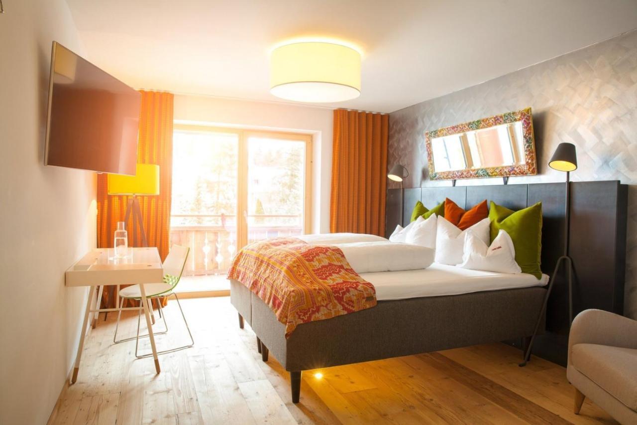 Raffl'S Tyrol Hotel Sankt Anton am Arlberg Bagian luar foto