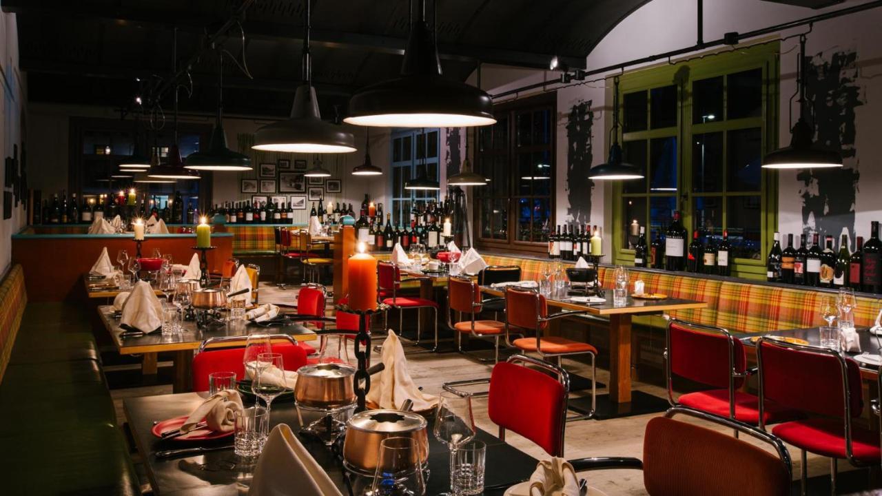 Raffl'S Tyrol Hotel Sankt Anton am Arlberg Bagian luar foto